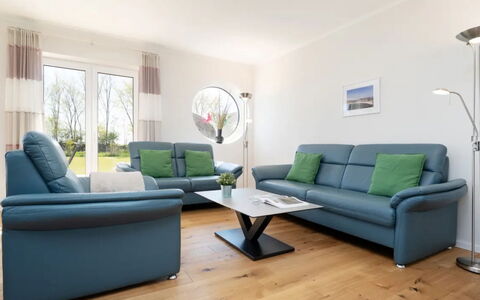 Reiterhof Rickert Glücksklee: Meubles, Design Intérieur, Sol, Canapé, Sol, Salon, Table, Chaise, Confort