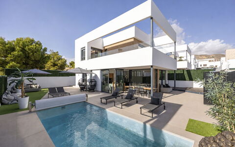 Villa Esencia: Domicile, Zone Résidentielle, Biens, Piscine, Villa, Ombre, Conception, Cour, Aménagement Paysager, Manoir