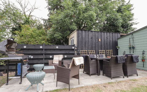 Ballinreich: Meubles, Mobilier De Jardin, Tableau De Plein Air, Chaise, Jardin, Arrière-Cour, Patio, Cour, Ombre, Cour