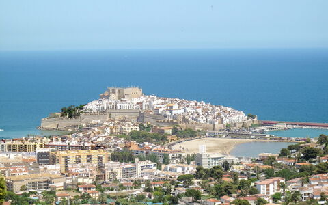 Marina Azul: Plan D'Eau, Côte, Horizon, Cotiers Et Relief Océaniques, Mer, Océan, Attraction Touristique, Cityscape, Photographie Aérienne, Vue Du Ciel