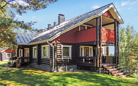 Lieksa 725: Bois, Maison, Chalet, Toit, Domicile, Siding, Zone Rurale, Lot Terre, Cabane En Rondins, Porche