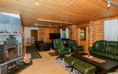 Lieksa 725: Meubles, Bois, Plafond, Design Intérieur, Canapé, Salon, Pièce, Domicile, Sol, Luminaire