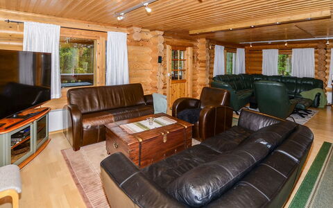 Lieksa 725: Bois, Meubles, Plafond, Design Intérieur, Domicile, Canapé, Sol, Chalet, Pièce, Salon