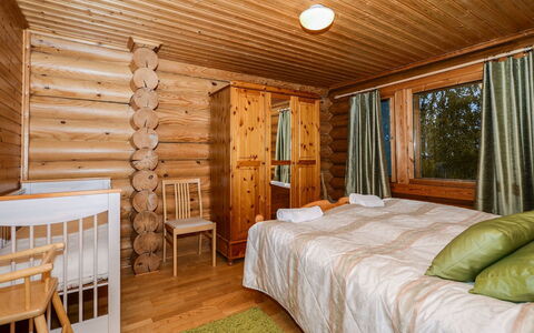 Lieksa 725: Design Intérieur, Bois, Meubles, Sol, Sol, Plafond, Chambre, Lit, Pièce, Parquet