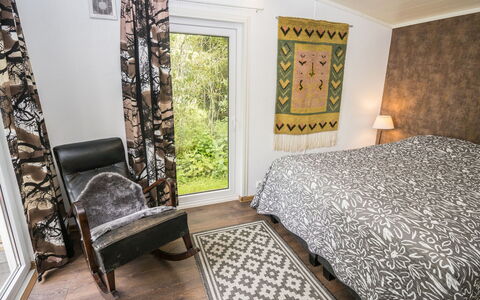 Tuuliranta: Design Intérieur, Sol, Sol, Meubles, Bois, Chambre, Lit, Textile, Drap De Lit, Pièce