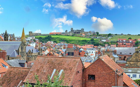 Captains Retreat, Whitby: Jour, Mur, Zone Urbaine, Ville, Toit, Zone Résidentielle, Ville, Quartier, Maison, Paysage