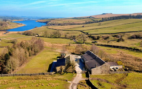 Blackton Farmhouse: Paysage, Prairie, Zone Rurale, Lot Terre, Plaine, Chalet, Prairie, Pâturage, Village, Mur De Pierre
