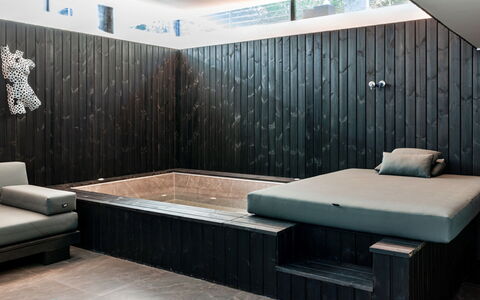 The Glass House at the Lakes by Yoo: Composite, Baignoire, Dur, Hôtel, Jacuzzi, Chambre, Lit