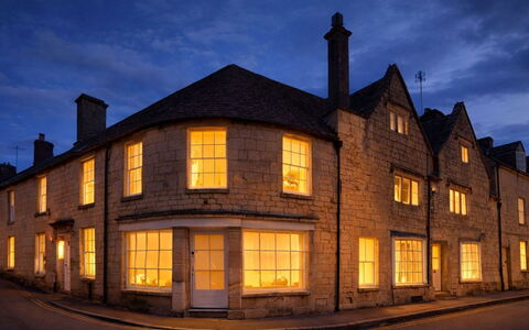 The Painswick Retreat: Communauté Des Plantes, Lumière Du Soleil, Plante Herbacée, Jardin, Plantation, Agriculture, Ferme