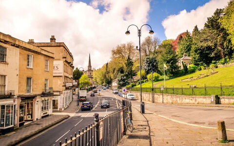 Bath 602: Arbre, Surface De La Route, Ville, Route, Rue, Zone Résidentielle, Espace Public, Quartier, Rue, Asphalte
