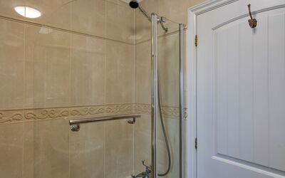 Hollies Cottage, Elm (4 Bed)