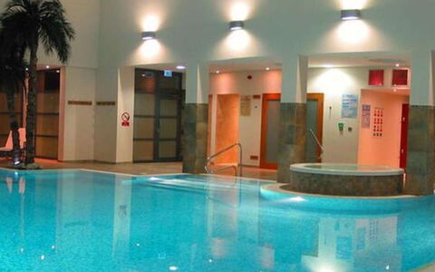 Elizabeth House: Hôtel, Piscine, Recours