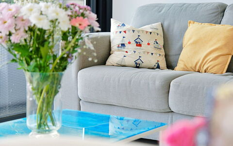 Lansdowne: Meubles, Canapé, Coussin, Design Intérieur, Salon, Throw Pillow, Oreiller, Domicile, Textile