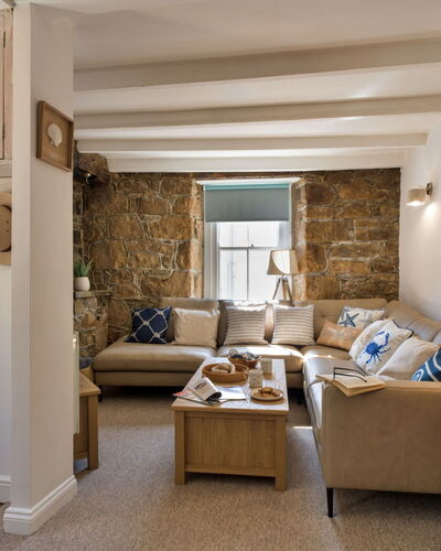 St. Ives 636