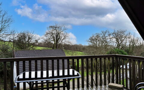 Toblerone Lodge: Bois, Meubles, Porche, Balustre, Balustrade, Mobilier De Jardin, Plate-Forme, Dur, Balcon, Clôture