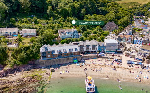 Bownder House: Côte, Été, Cotiers Et Relief Océaniques, Rive, Plage, Mer, Attraction Touristique, Photographie Aérienne, Recours, Vue Du Ciel