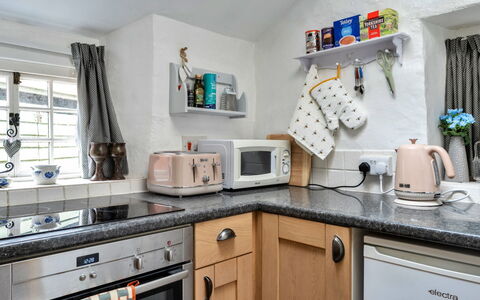 Okehampton 619: Appareil De Cuisine, Cuisine, Principaux Appliance, Comptoir, Électroménager, Design Intérieur, Meubles, Cuisinière, Cabinetry, Petit Appareil