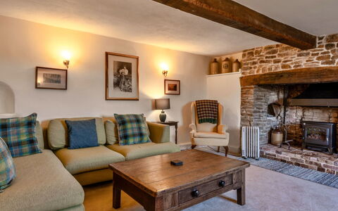 Syncocks Farm Cottage: Meubles, Mur, Bois, Design Intérieur, Sol, Salon, Canapé, Plafond, Domicile, Sol
