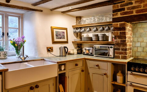 Syncocks Farm Cottage: Bois, Meubles, Design Intérieur, Cuisine, Cabinetry, Sol, Domicile, Éclairage, Plafond, Appareil De Cuisine
