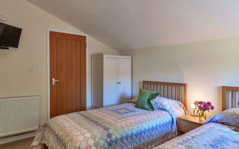 Little Norley: Meubles, Lit, Design Intérieur, Chambre, Drap De Lit, Literie, Mur, Sol, Bois, Sol