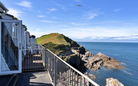 Sea Views Apartment in Ilfracombe: L'Eau, Plan D'Eau, Côte, Mer, Cotiers Et Relief Océaniques, Promontoire, Terrain, Océan, Rive, Promontoire