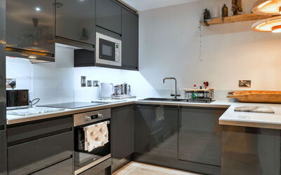 Plymouth City Apartment 15