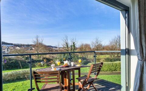 Greenway: Meubles, Chaise, Ombre, Balcon, Table Cuisine Et Salle A Manger, Dur, Tache De Bois, Table Basse, Mobilier De Jardin, Plante D'Appartement