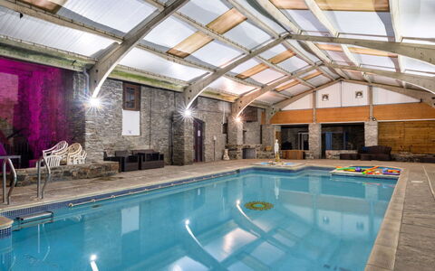 Trimstone Manor - Manor Cottage: Piscine, Recours, Composite, Hôtel, Thermes, Centre De Loisirs, Ville Resort, Caractéristique De L'Eau