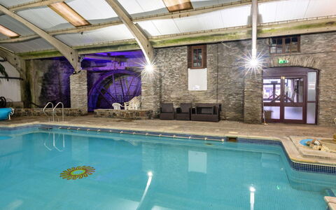 Trimstone Manor - Manor Cottage: Piscine, Recours, Hôtel, Ville Resort, Centre De Loisirs, Caractéristique De L'Eau