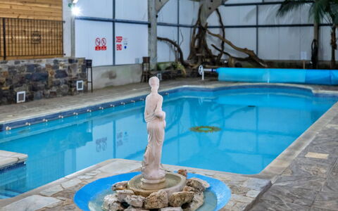 Trimstone Manor - Paddock Cottage: Piscine, Recours, Composite, Loisir, Des Loisirs, Caractéristique De L'Eau, Centre De Loisirs, Ville Resort, Hôtel