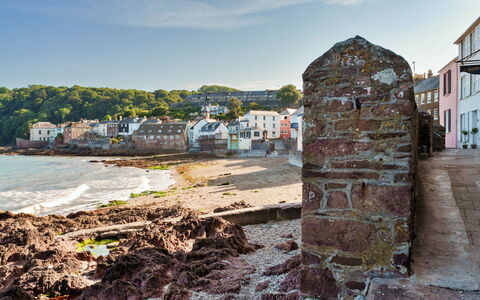 The Wash House, Kingsand: Côte, Cotiers Et Relief Océaniques, Rive, Mer, Plage, Le Sable, Vent Wave, Baie, Ville Resort, Vague