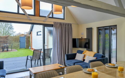 Ploughman'S Row No. 3 at Dairy Cottages: Meubles, Chalet, Tache De Bois, Dur, Chaise, Salon, Plante D'Appartement, Eco Hôtel, Canapé