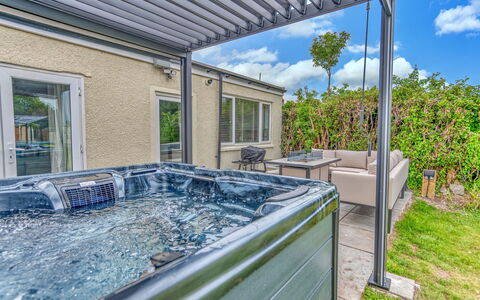 Dockyard House: Composite, Mobilier De Jardin, Piscine, Ombre, Plate-Forme, Conception, Patio, Chaise, Recours, Cour