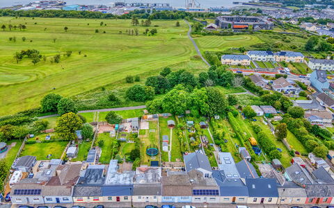 Dockyard House: Zone Résidentielle, Vue Du Ciel, Photographie Aérienne, Paysage, Quartier, Banlieue, Design Urbain, Lot Terre, Plaine, Établissements Humains