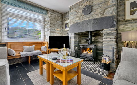 Garreg Ddu: Bois, Meubles, Domicile, Chalet, Mur De Pierre, Chaise, Salon, Dur, Cabane En Rondins