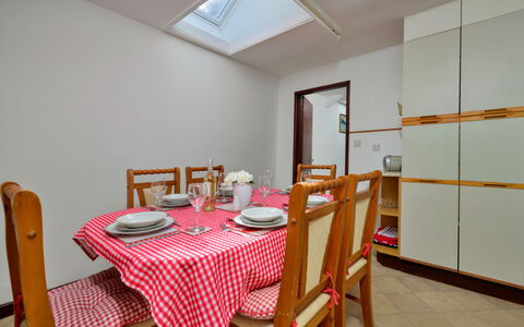Penlon Cottage: Meubles, Sol, Design Intérieur, Bois, Sol, Plafond, Pièce, Cuisine, Éclairage, Appareil De Cuisine