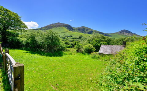 Penlon Cottage: Ciel, Montagnes Relief, Vert, Herbe, Montagne, Colline, La Nature, Prairie, Paysage Naturel, Végétation