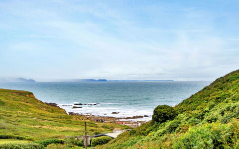 The Breakers: Bleu, Vert, Côte, Paysage Naturel, Mer, Horizon, Cotiers Et Relief Océaniques, Terrain, Montagnes, Océan