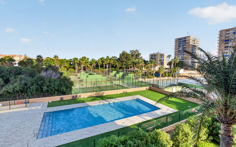 Goya - Mar de Cristal: Jour, Arbre, Zone Résidentielle, Appartement, Ville, Quartier, Condominium, Espace Public, Design Urbain