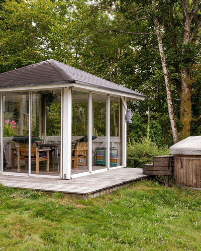 Lantdrömmen: Bois, Toit, Belvédère, Ombre, Batiments Jardin, Jardin, Structure En Plein Air, Pavillon, Chalet, Cabanon