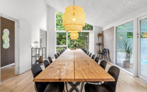 Filippine - 800M from the Sea: Sol, Plafond, Piscine, Recours, Conception, Chaise, Daylighting, Hôtel, Villa, Appartement Penthouse