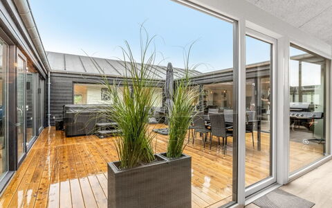 Filippine - 800M from the Sea: Meubles, Mobilier De Jardin, Chaise, Table, Tableau De Plein Air, Patio, Jardin, Table Cuisine Et Salle A Manger, Ombre, Table Basse