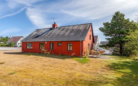 Safir - 1.7Km from the Sea: Ciel, Herbe, Toit, Maison, Chalet, Zone Rurale, Domicile, Lot Terre, Ferme, Pôle