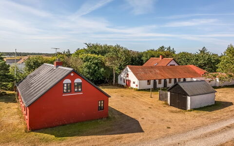 Safir - 1.7Km from the Sea: Ciel, Herbe, Maison, Toit, Domicile, Zone Rurale, Plaine, Chalet, Lot Terre, Établissements Humains