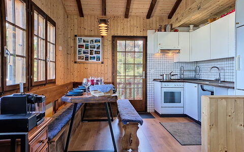 Ozer: Bois, Meubles, Plafond, Sol, Cuisine, Design Intérieur, Sol, Chalet, Domicile, Dur