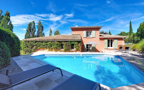 Lou Parpaiou: Bleu, Piscine, Zone Résidentielle, Domicile, Biens, Recours, Jardin, Villa, Aménagement Paysager, Hacienda