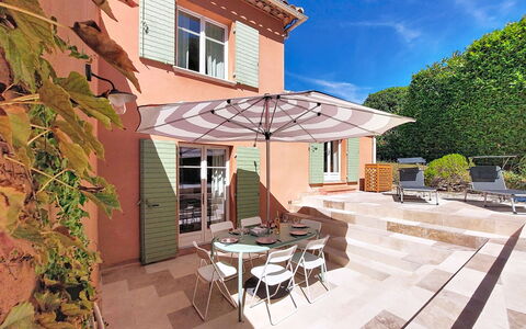 Lou Parpaiou: Meubles, Chaise, Mobilier De Jardin, Tableau De Plein Air, Parapluie, Ombre, Jardin, Patio, Cour, Arrière-Cour