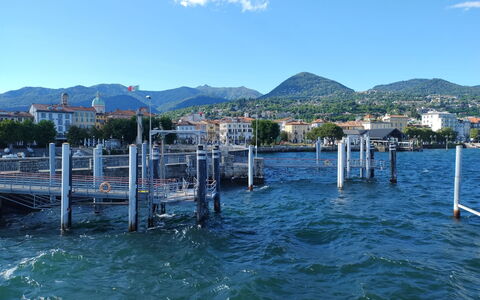 Verbania 695: Bleu, L'Eau, Cotiers Et Relief Océaniques, Mer, Lac, Quai, Canal, Côte, Marina, Du Son