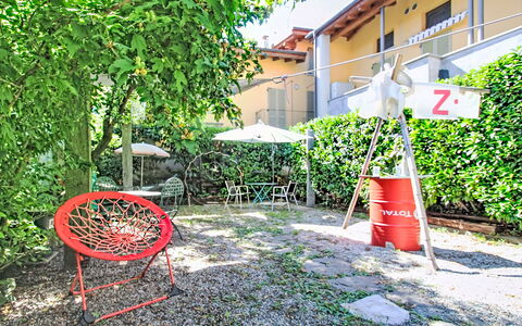 Verbania 695: Meubles, Chaise, Mobilier De Jardin, Jardin, Arrière-Cour, Cour, Ombre, Tableau De Plein Air, Pelouse, Aménagement Paysager