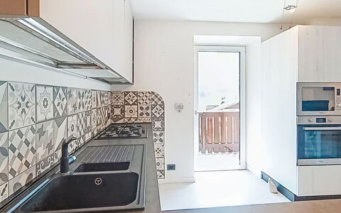Federica: Sol, Cuisine, Sol, Bois, Design Intérieur, Comptoir, Principaux Appliance, Appareil De Cuisine, Domicile, Cabinetry